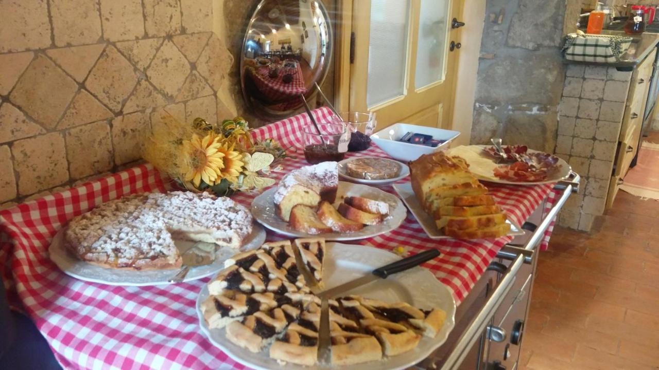Casale Dei Gelsi Bed & Breakfast Castiglione In Teverina Dış mekan fotoğraf